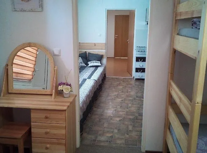 Na Dedine דירה *